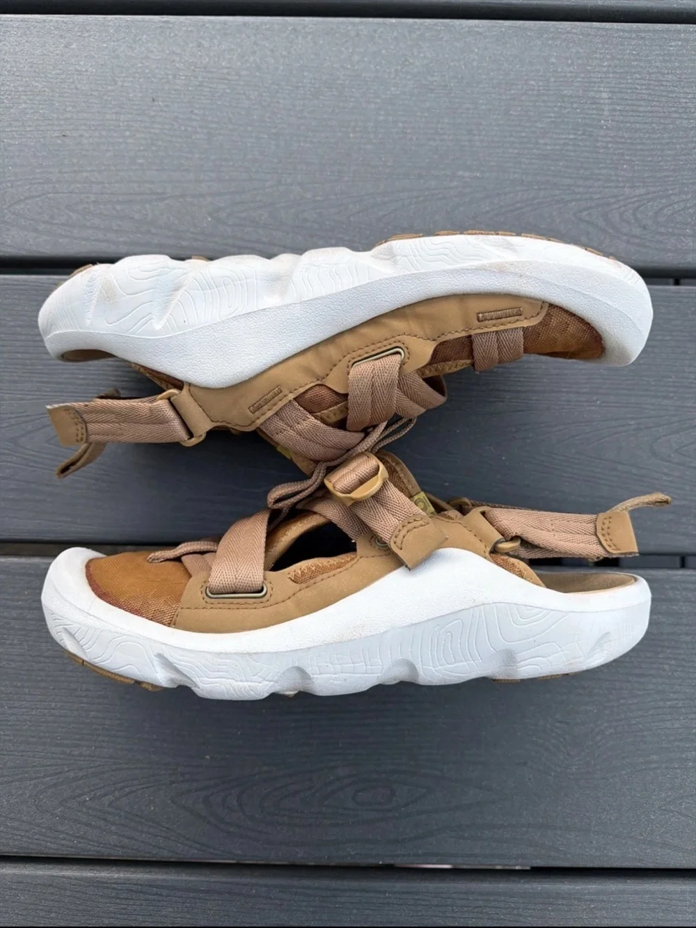 Oboz Whakata Trail Women Shoe Size 11 Rye Off Road Hiking Sandal Utility Slip On